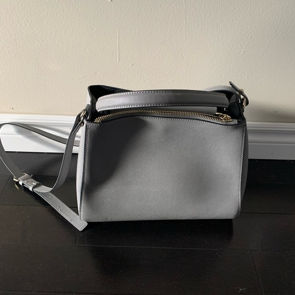 Handbags - Zara purse